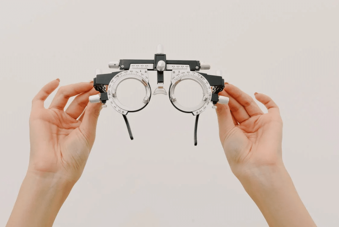 How to Measure Your Face for Sunglasses